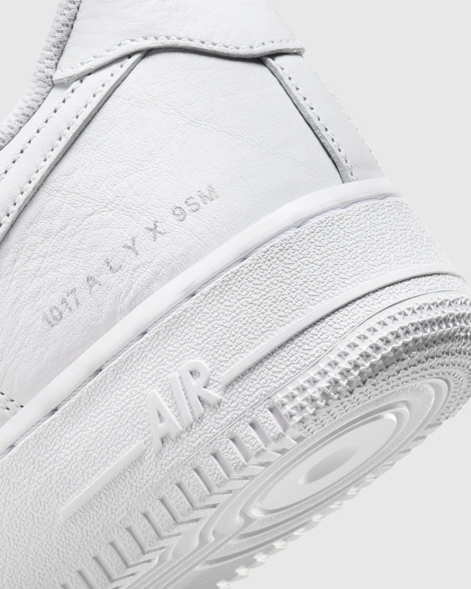 1017 ALYX 9SM X AIR FORCE 1 "WHITE"