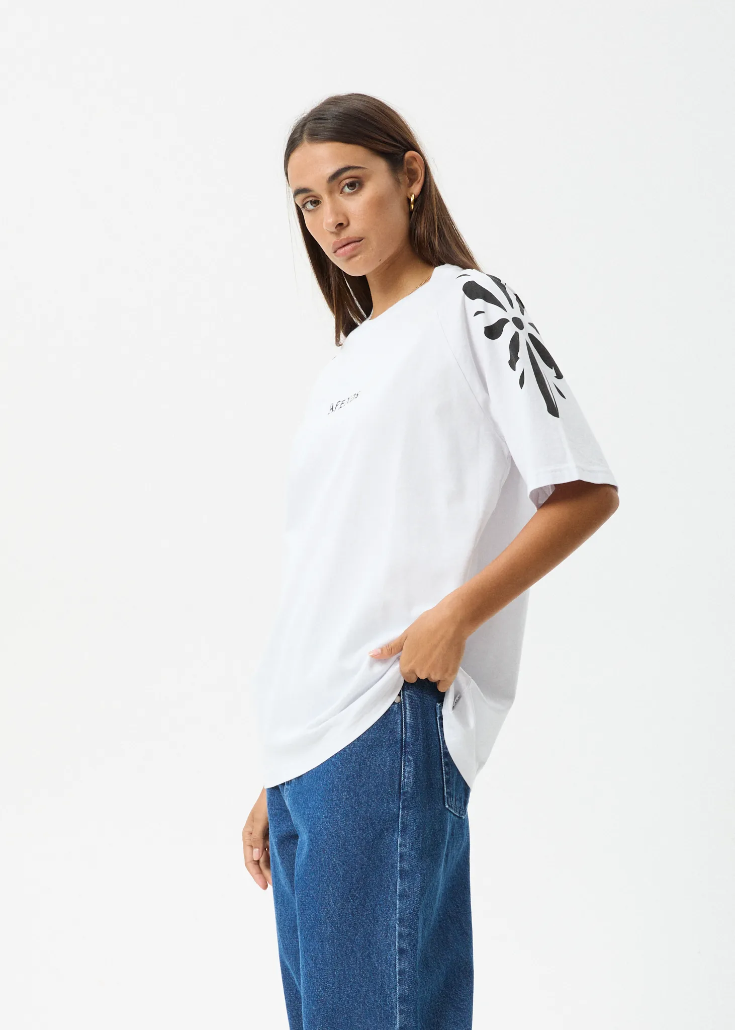 AFENDS Womens Dash - Oversized Raglan Tee - White